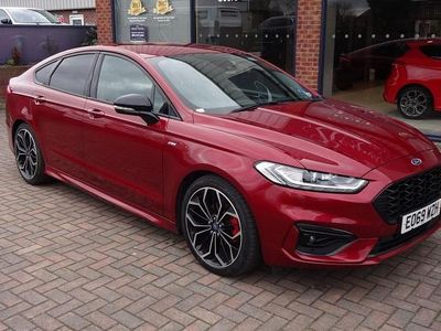 Used Ford Mondeo ST-Line 190 HP (139 kW) 2019 Red Hatchback