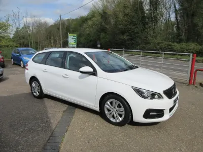 Used Peugeot 308 Active 2019 White Estate