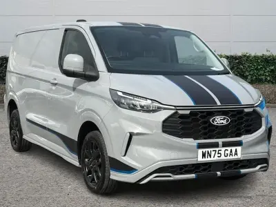 Usado Ford Transit Custom Sport 170 HP (125 kW) 2025 Van