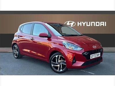 Used Hyundai i10 Premium 84 HP (61 kW) 2023 Red Hatchback