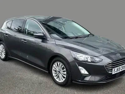 Used Ford Focus Titanium 125 HP (91 kW) 2019 Grey Hatchback