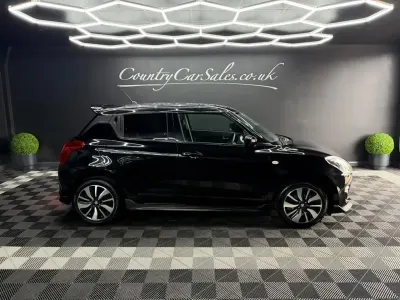 Usado Suzuki Swift 90 HP (66 kW) 2019 Preto Citadino