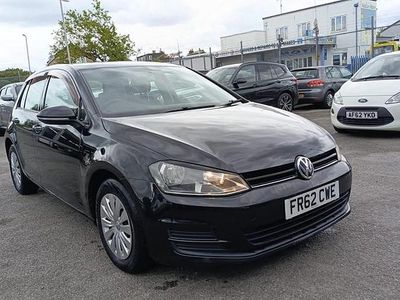 Begagnad VW Golf VII S 2013 Svart Halvkombi