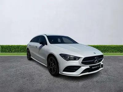 Begagnad Mercedes CLA200 Executive 2023 Vit Kombi