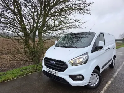 Used Ford Transit Custom Trend 2019 White Van