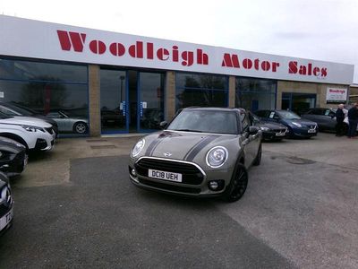 Used Mini Cooper Clubman 136 HP (100 kW) 2018 Grey Estate