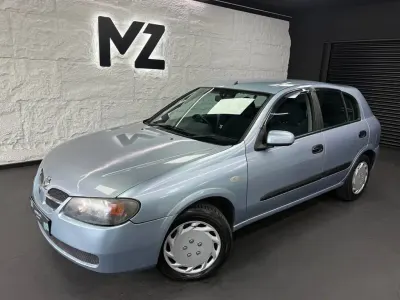 Used Nissan Almera SE 2005 Blue Hatchback