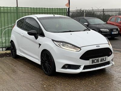 Usado Ford Fiesta ST 2016 Branco Citadino