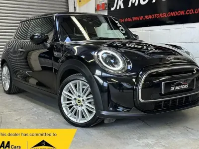 Used Mini Cooper S Hatch 135 kW (184 HP) 2021 Black Hatchback