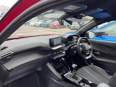 Used Peugeot 2008 GT 129 HP (94 kW) 2021 Red SUV