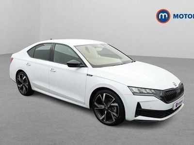 Used Skoda Octavia SportLine 150 HP (110 kW) 2025 White Hatchback
