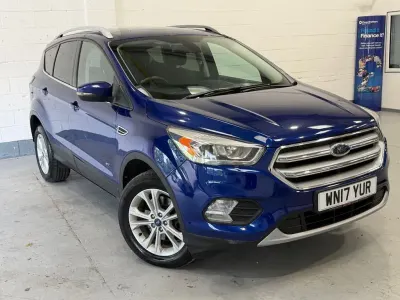 Used Ford Kuga Titanium 180 HP (132 kW) 2017 Blue SUV