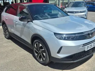 Used Vauxhall Grandland X Ultimate 136 HP (100 kW) 2025 Grey SUV