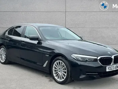 Usado BMW 530e Comfort Edition 292 HP (214 kW) 2023 Preto Sedan