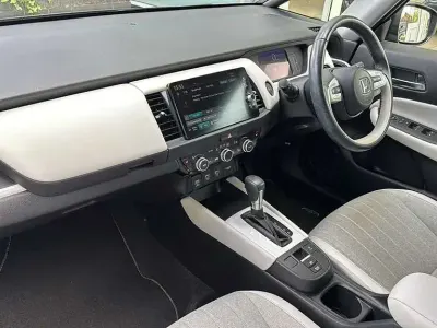 Used Honda Jazz Hybrid 109 HP (80 kW) 2020 Grey Hatchback