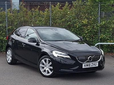 Begagnad Volvo V40 Inscription 150 HK (110 kW) 2018 Svart Halvkombi