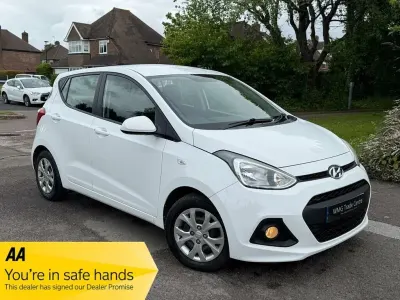 Used Hyundai i10 SE 2015 White Hatchback