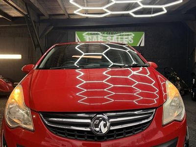 Second-hand Vauxhall Corsa Active 2012 Roșu Hatchback