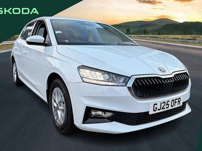Used Skoda Fabia SE 70 HP (51 kW) 2025 Moon white metallic Hatchback