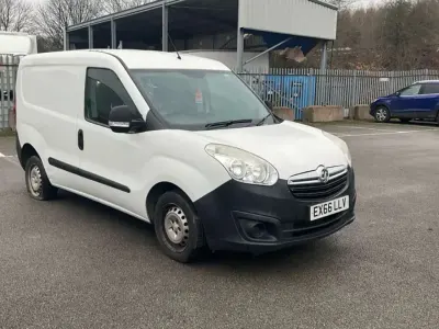 Used Vauxhall Combo 2016 White Van