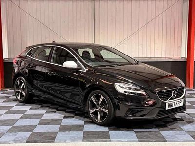 Used Volvo V40 R-Design 122 HP (89 kW) 2017 Black Hatchback