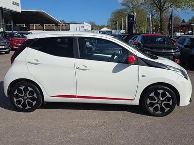 Used Toyota Aygo Trend 72 HP (52 kW) 2019 White Hatchback