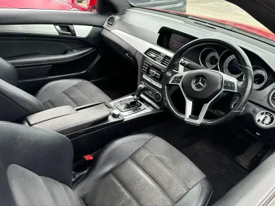 Begagnad Mercedes C250 Sport Edition 2014 Röd Sportkupé