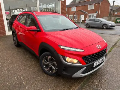 Used Hyundai Kona SE 141 HP (103 kW) 2023 Red SUV
