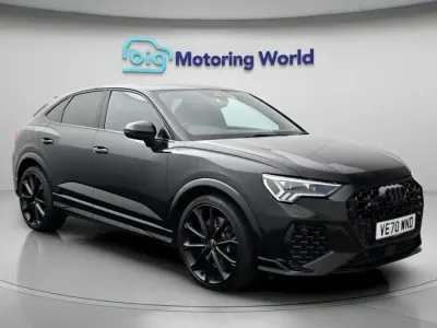 Begagnad Audi RS Q3 Sport 400 HK (294 kW) 2021 Svart SUV