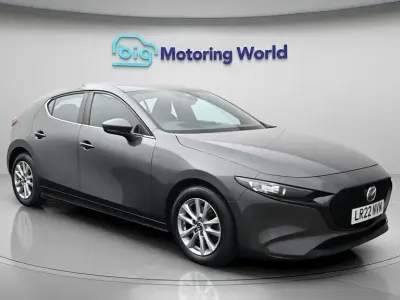 Usado Mazda 3 122 CV (89 kW) 2022 Gris Utilitario