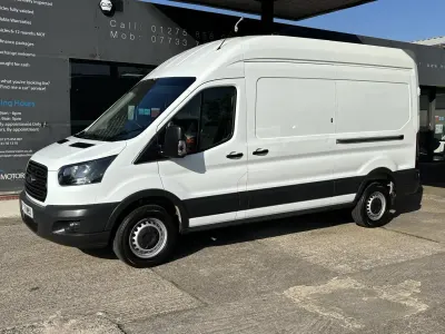 Usado Ford Transit 130 HP (95 kW) 2019 Branco Van