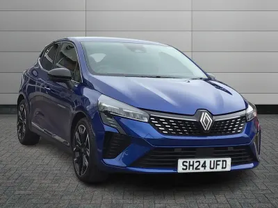 Gebraucht Renault Clio V Techno 143 PS (105 kW) 2024 Blau Kleinwagen