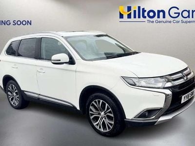 Used Mitsubishi Outlander 150 HP (110 kW) 2018 White SUV