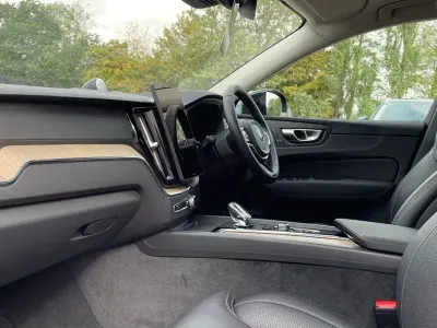 Used Volvo XC60 Ultra 449 HP (330 kW) 2026 Red SUV