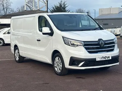 New Renault Trafic 150 HP (110 kW) 2026 White MPV