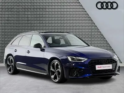 Używany Audi A4 Black Edition 147 KM (108 kW) 2023 Niebieski Kombi