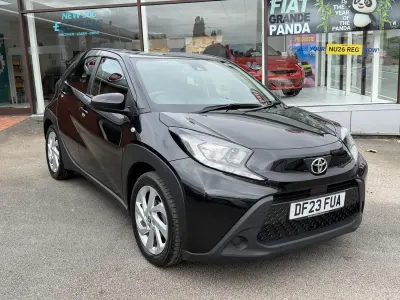 Used Toyota Aygo X PURE 72 HP (52 kW) 2023 Black SUV