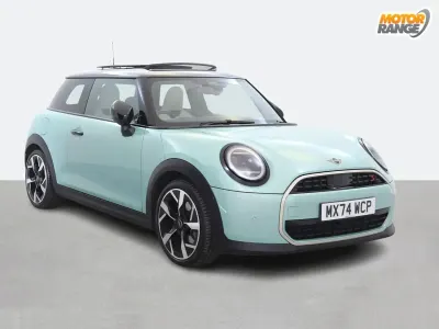 Begagnad Mini Cooper Exclusive 2024 Grön Halvkombi