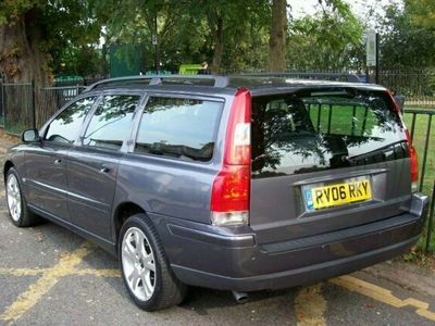 used Volvo V70 2.4