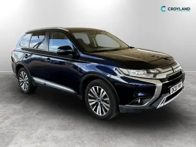 Używany Mitsubishi Outlander 150 KM (110 kW) 2020 Niebieski SUV