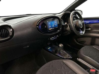 Usado Toyota Aygo X 72 HP (52 kW) 2023 Azul SUV