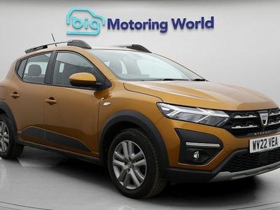 Begagnad Dacia Sandero Comfort 91 HK (66 kW) 2022 Orange Halvkombi