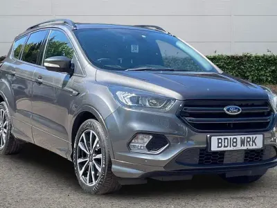 Usado Ford Kuga ST-Line 150 HP (110 kW) 2018 Cinzento SUV