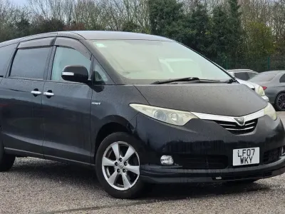 Used Toyota Estima Hybrid