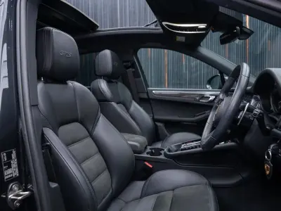 Used Porsche Macan 434 HP (319 kW) 2022 Grey SUV