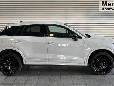 Begagnad Audi Q2 Black Edition 116 HK (85 kW) 2020 Vit SUV