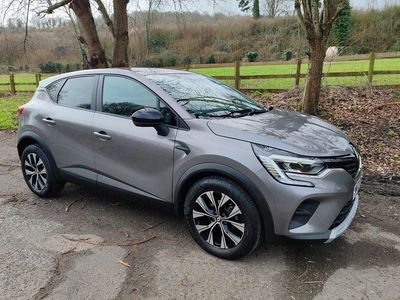 Used Renault Captur Evolution 91 HP (66 kW) 2023 Grey SUV