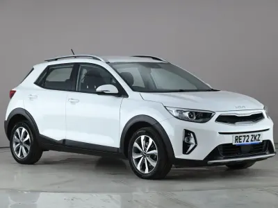 Used Kia Stonic 100 HP (73 kW) 2022 White SUV