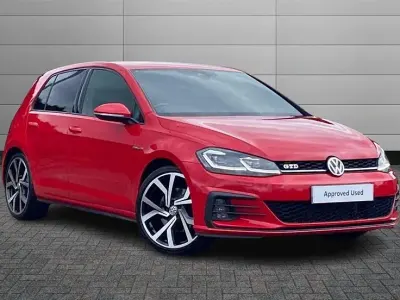 Usado VW Golf VII GTD 184 HP (135 kW) 2019 Vermelho Citadino