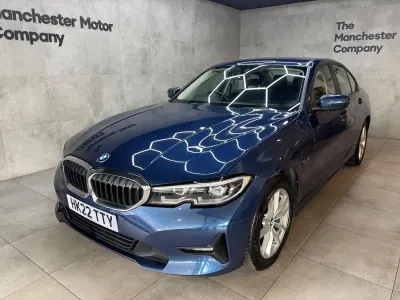 Used BMW 330e Comfort Edition 292 HP (214 kW) 2022 Blue Sedan